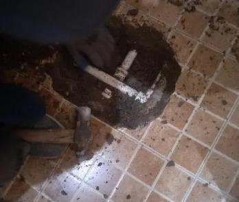 广水卫生间漏水维修公司为您分享下卫生间渗水如何处理及注意事项