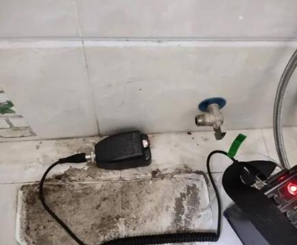 广水屋顶漏水维修公司分享下卫生间漏水的危害及解决方法